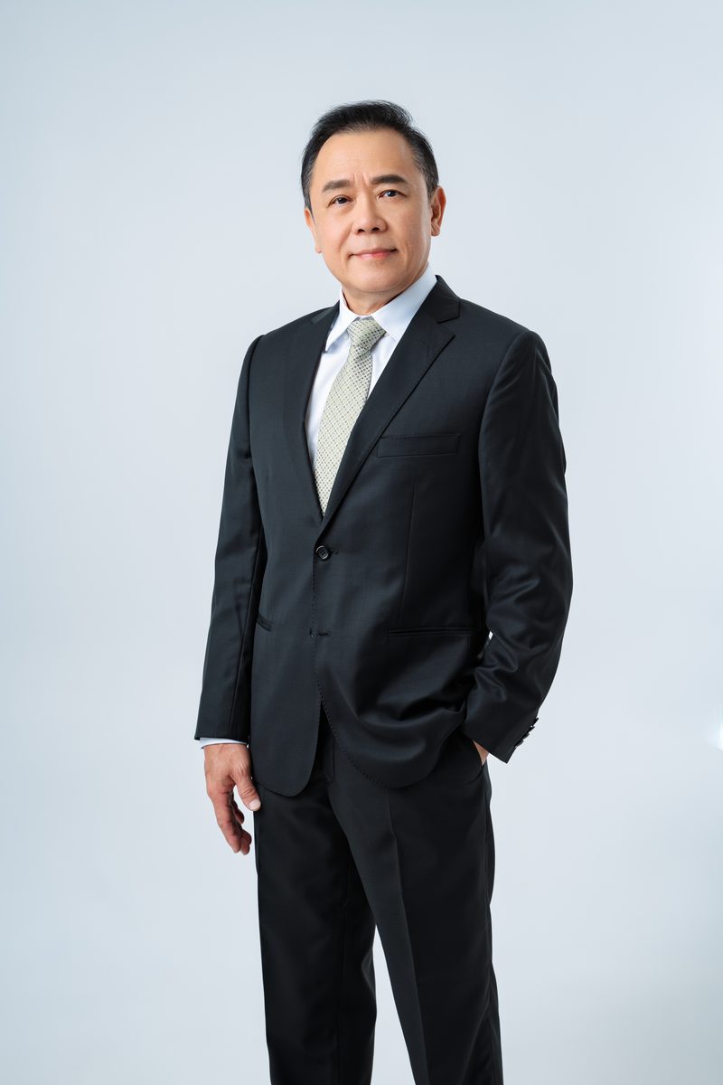 Executive portrait by Ben's Medium Photography